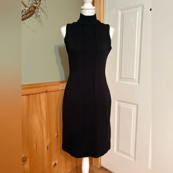 calvin klein black zipper dress Calvin Klein Lace-Up V-Neck Zipper Sleeve Dress Black Gold Detailing Size  XL